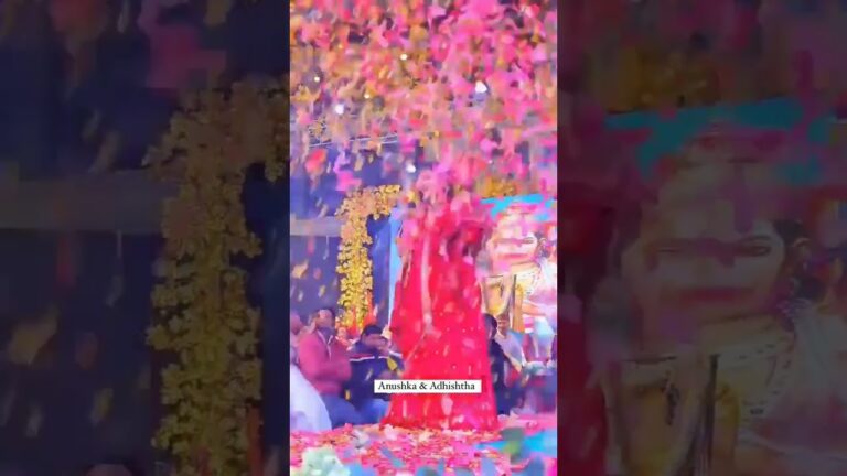 आज बिरज में होली रे रसिया #religion #devotionalsong #राधे #katha #hindudevotionalsong #khatu_shyami