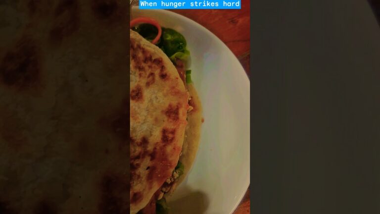 We didn’t expect THIS from a Thai restaurant   #feedshorts #vibes  #thaidiner#hunger #outing